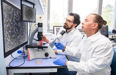 2026-05-13a_P_Glaukom-Implantat-2